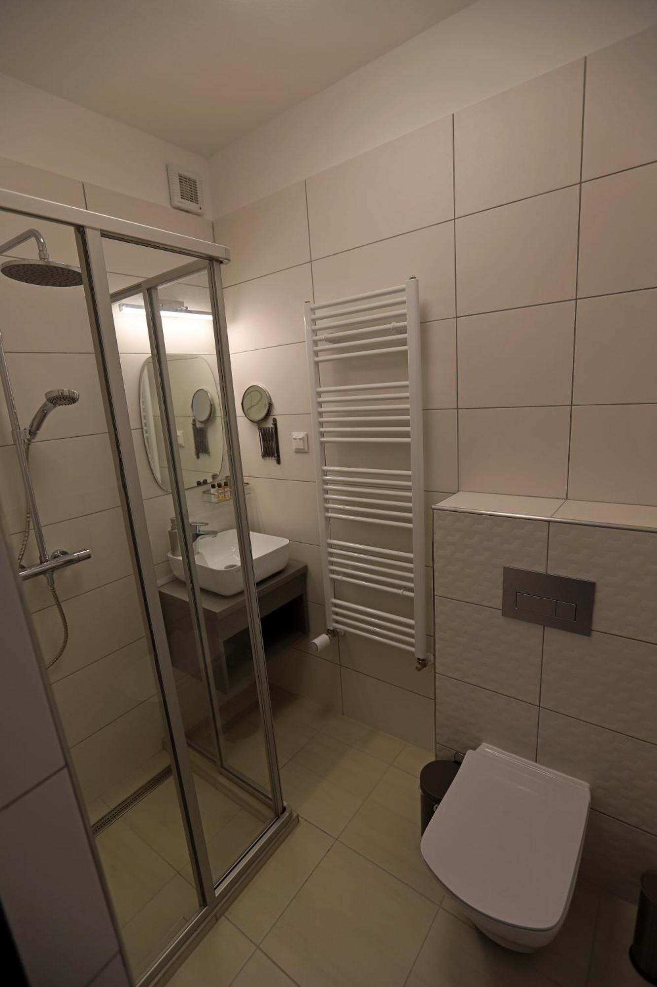 Natali Apartmanhaz Еґер Екстер'єр фото