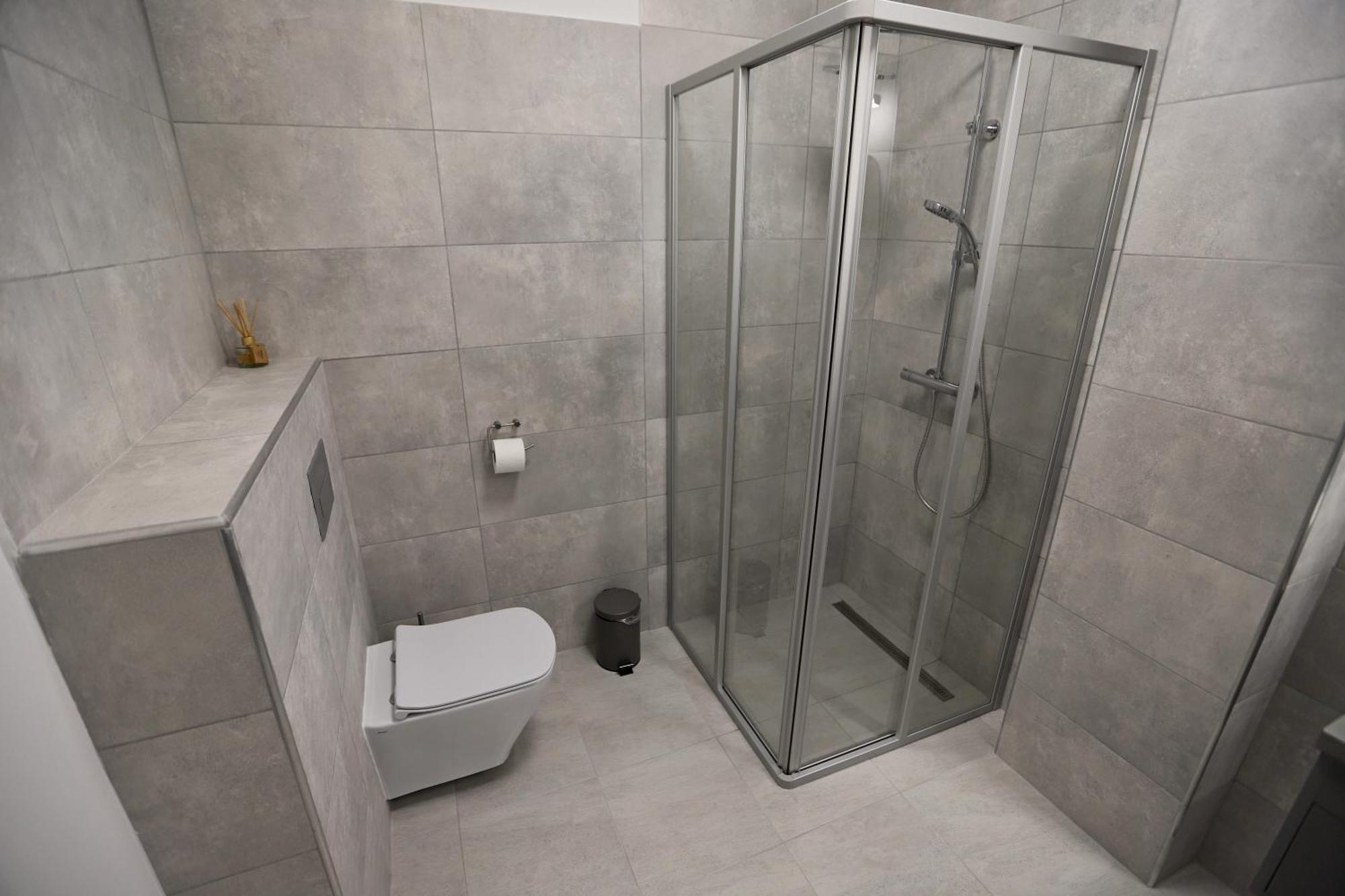 Natali Apartmanhaz Еґер Екстер'єр фото