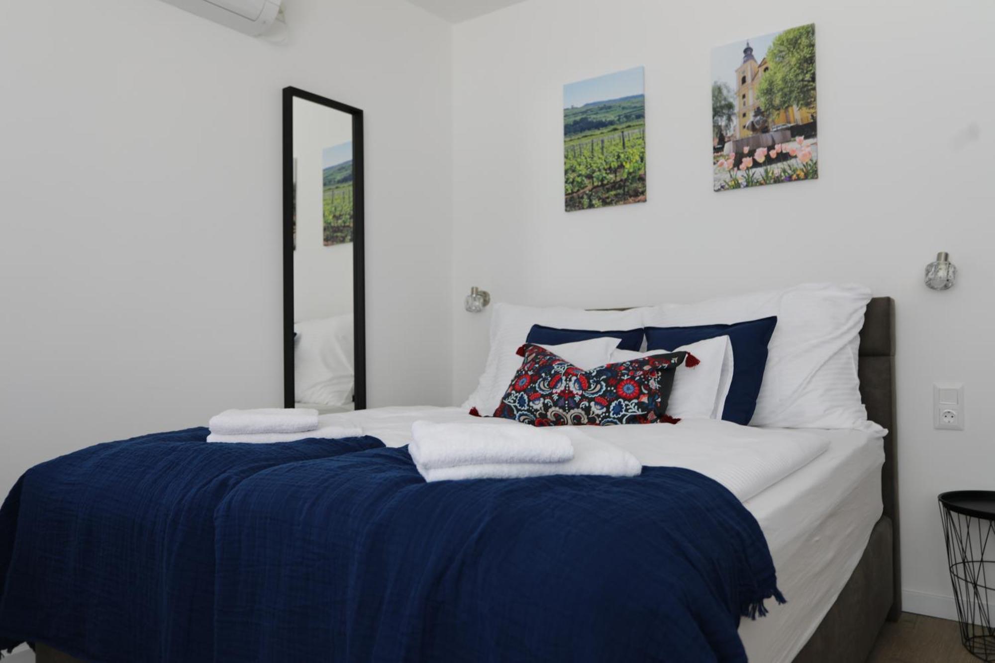 Natali Apartmanhaz Еґер Екстер'єр фото